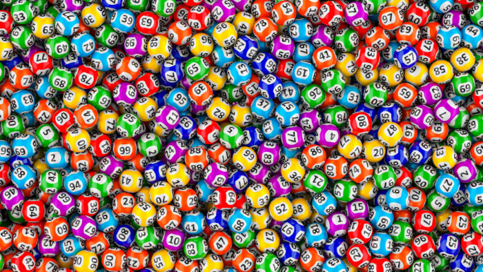 Pékségben adta föl a szelvényt a 21 jóbarát, fejenként 2000 forintból nyertek 2,2 milliárdot