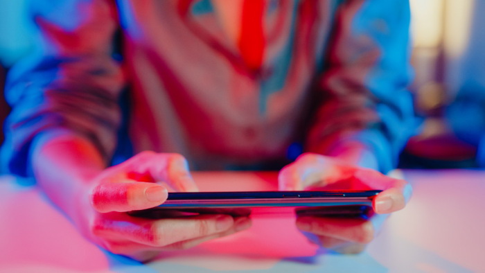 Hiába fejlesztették? – Baj van az életkor igazolhatóságával a neten