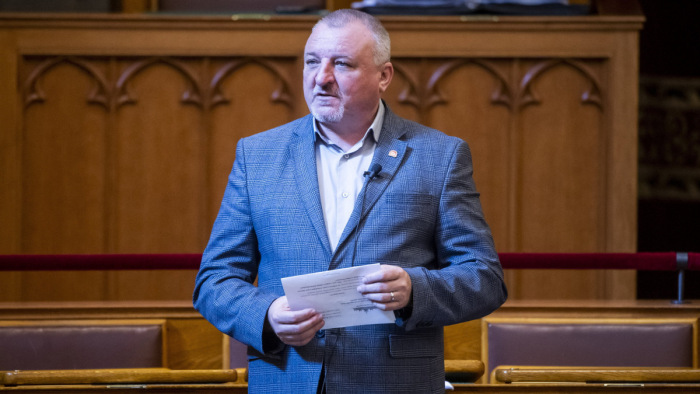 Gyakorlatilag eláll az MSZP a 2026-os választásoktól