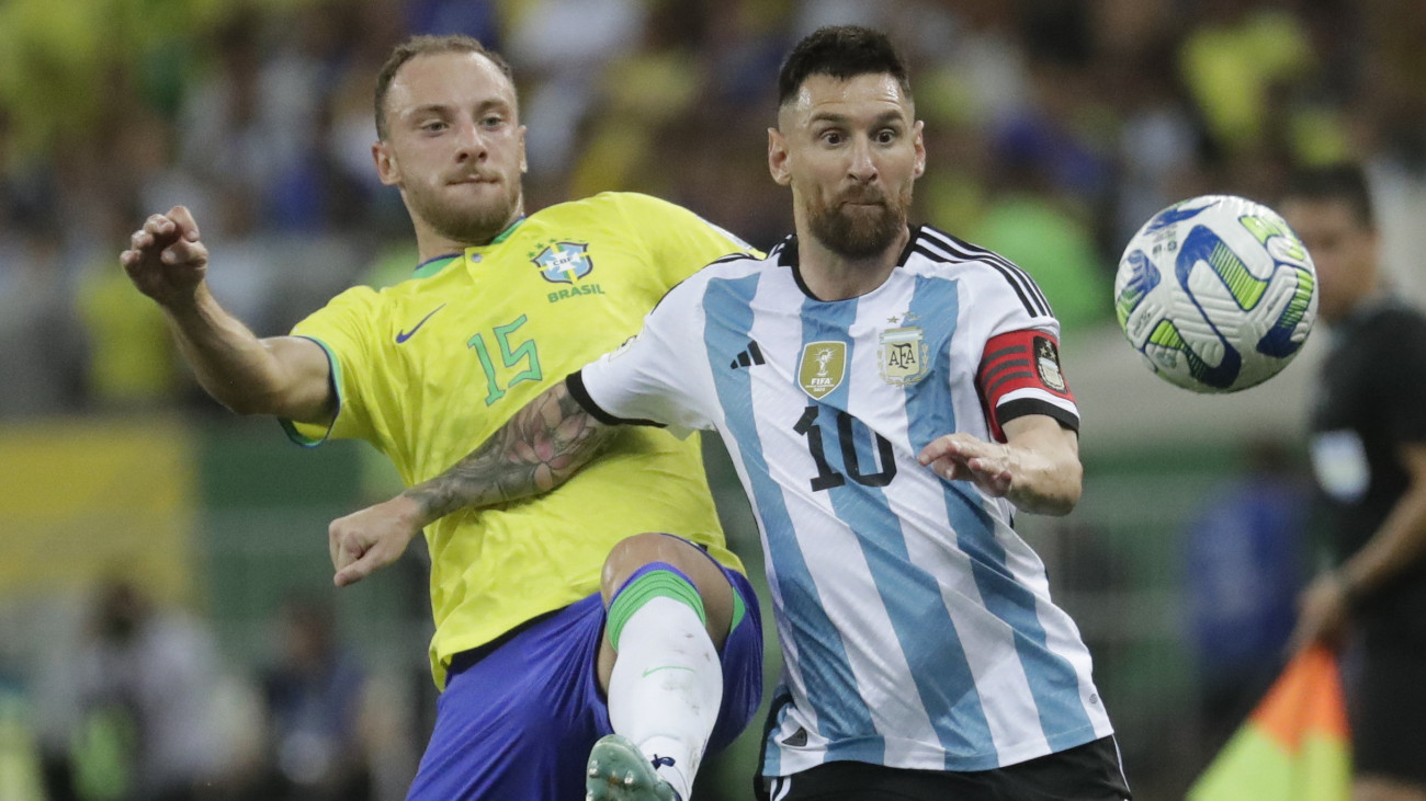 Az újabb rekordokat döntő Lionel Messi bízik az argentin címvédésben