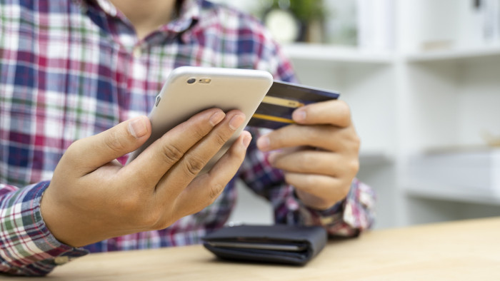 Hét árulkodó jel, amiről felismerhető a NAV nevében érkező csalás