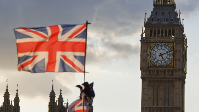 Nagy vita robbant ki a turistaadó ötlete körül Nagy-Britanniában