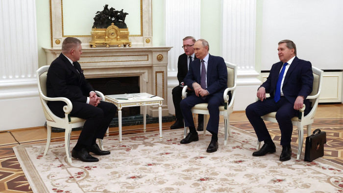 Robert Fico elutazott Moszkvába