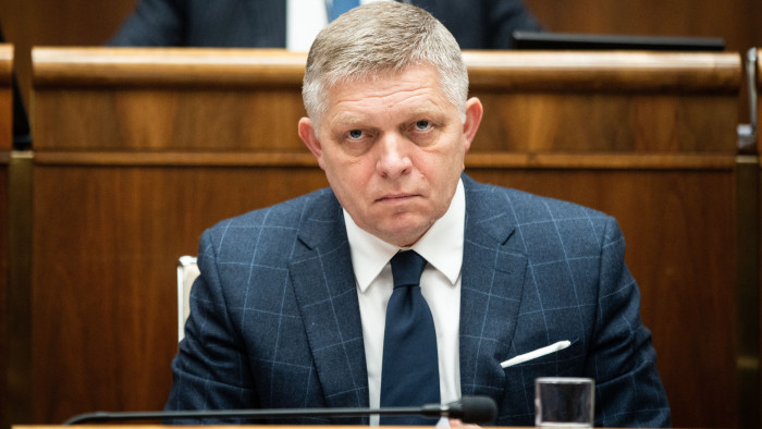 Robert Fico szerint minden széteshet, Magyarországot is megemlítette