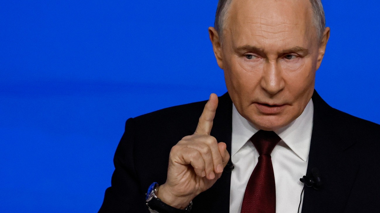 Vlagyimir Putyin: Oroszország még az újabb szankciókat megelőzően kivonulhat az európai gázpiacról