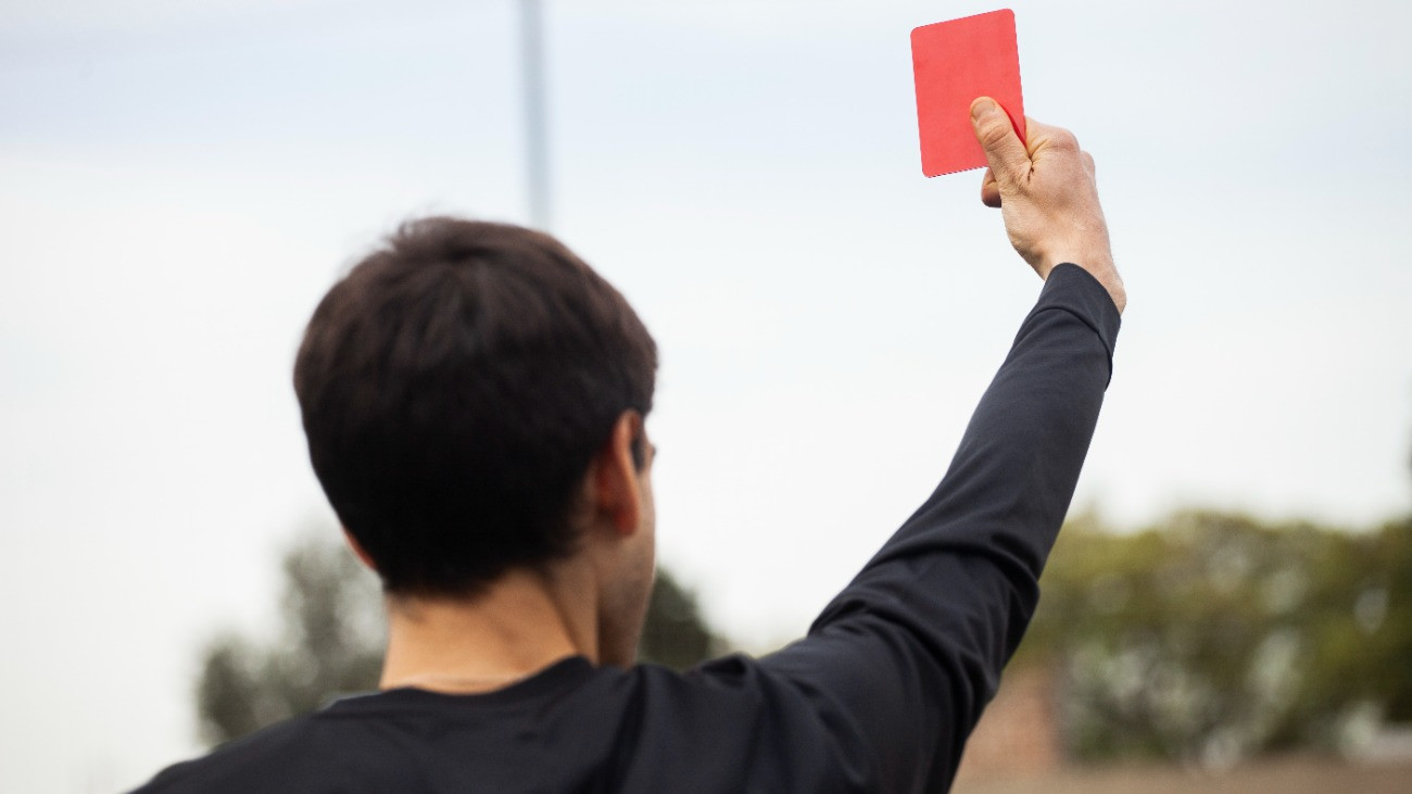 Meglepetés a sok piros lap, ez lesz-e a „divat” a futball-vb-n?