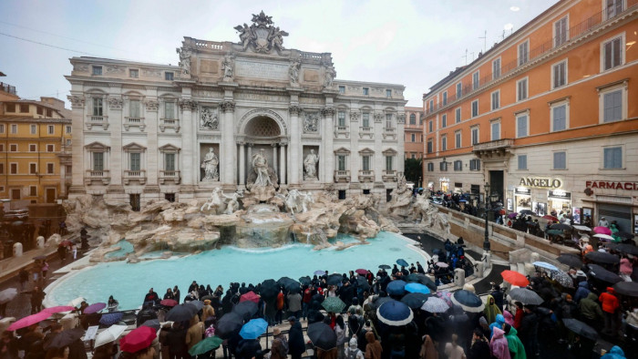 Vége az ingyen bámészkodásnak Róma ikonikus látványosságnál