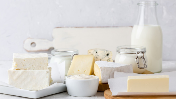 Bajban vannak a hazai tejtermelők: bezuhant a tejár, mindent letarol az olcsó import