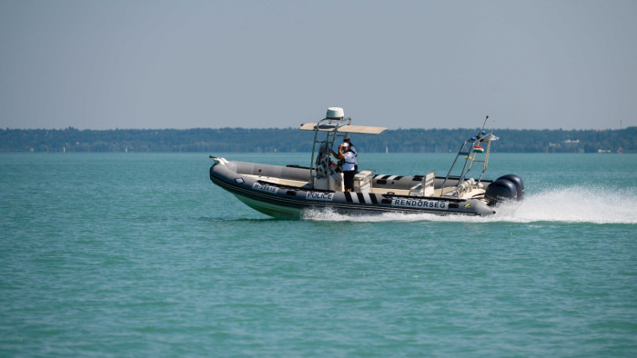 Vészjósló: lassan elfogy a Balaton, hihetetlen szintre csökkent a mélysége