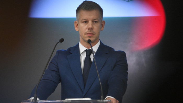 Magyar Péter besokallt, felszólítja a Fideszt