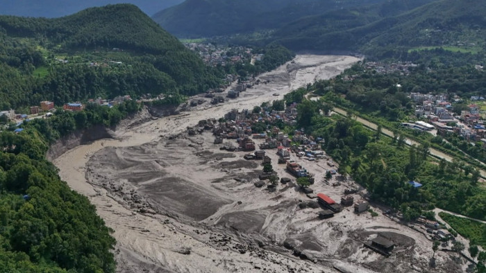 Nepáli katasztrófa - A tibeti oldalon 261 külföldi tűnt el, köztük 1 magyar